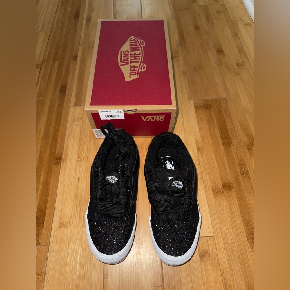 NWT Vans Black Glitter Low-Top Sneakers